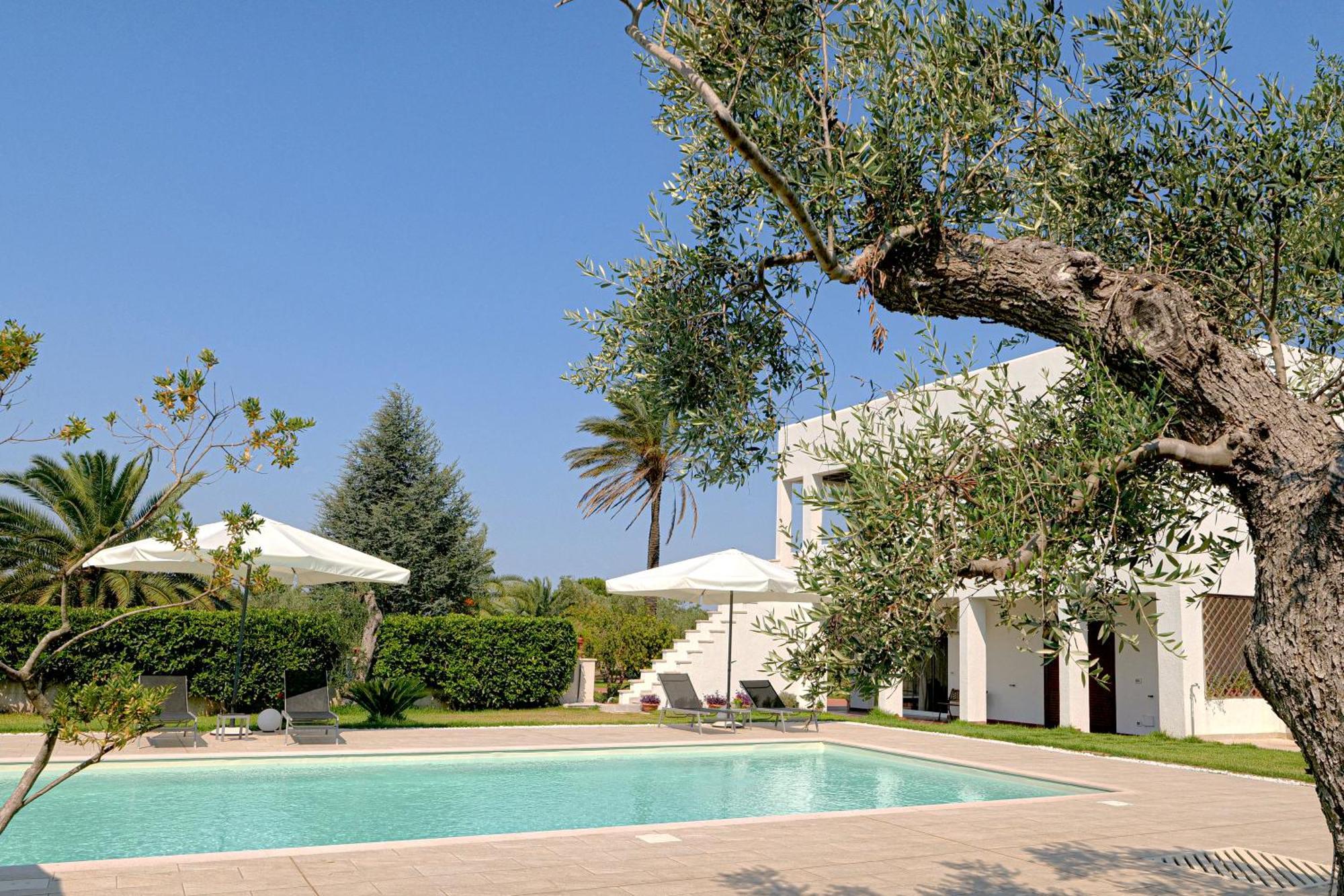 Tenuta Ricco With Pool And Garden Cursi ภายนอก รูปภาพ